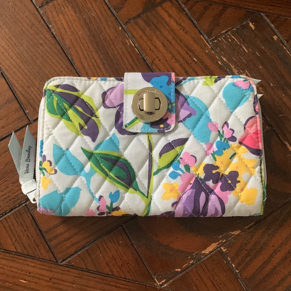 Vera Bradley Turnlock Wallet Merian Floral NWT